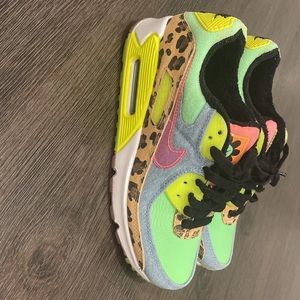 COPY - LX  90’s DANCEFLOOR GREEN AUTHENTIC NIKE AIRMAX 90’s Women size 6.5